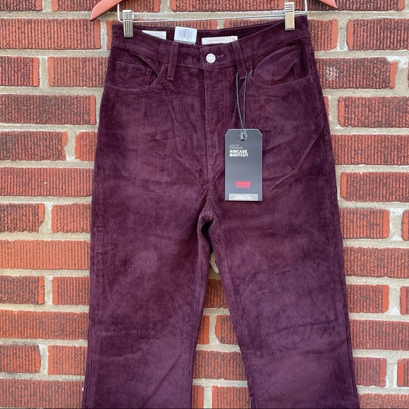 🆕 Levi's Ribcage Bootcut Boot Cut Corduroy Pants - Picture 6 of 14
